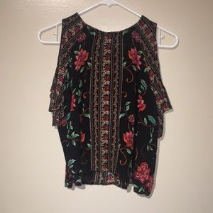 flowy shirt with slits in the shoulders